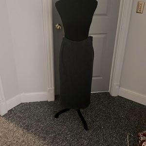 Grey knit skirt